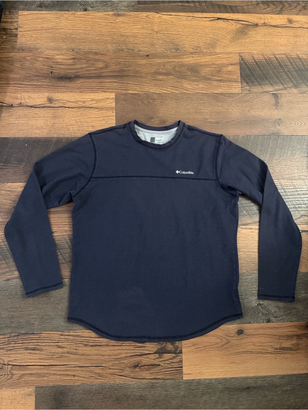 Columbia Dark Blue Long Sleeve Crewneck Pullover